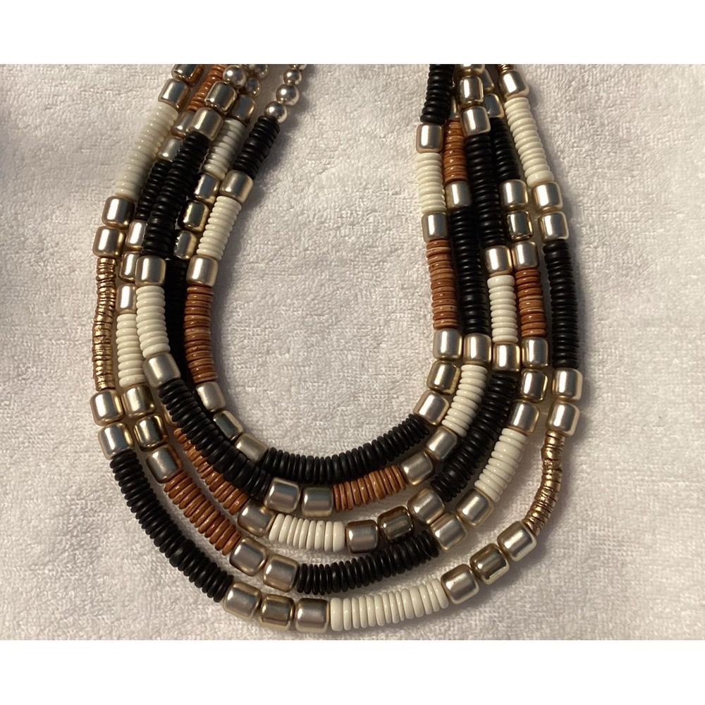 Necklace - Picture 2 of 4